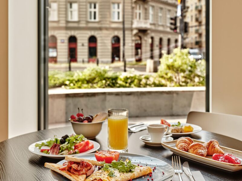 City Lunch Break
